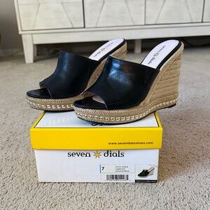 Seven Dials Black and Tan Wedge Sandals
